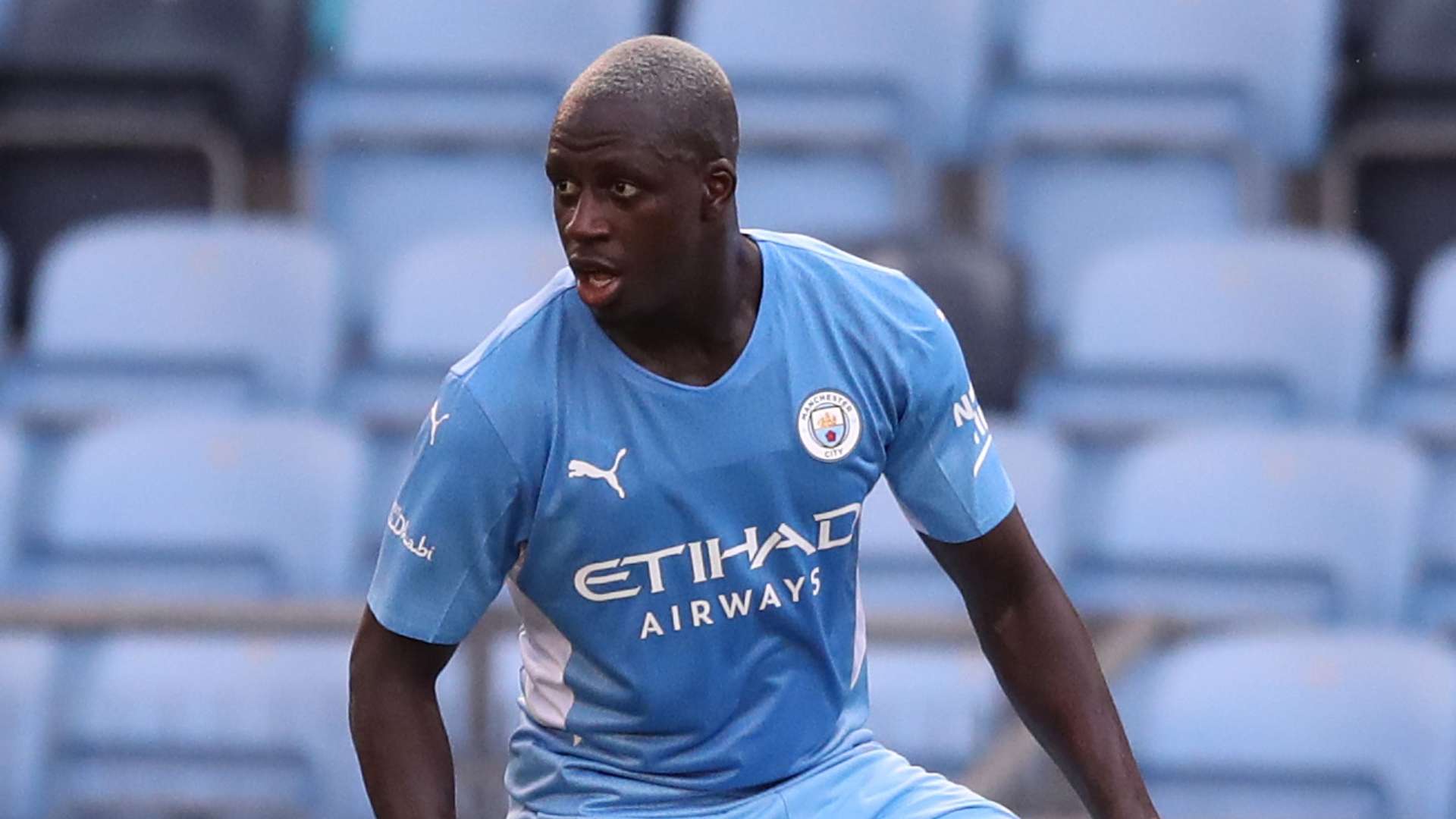 现出了相似 现出了相似