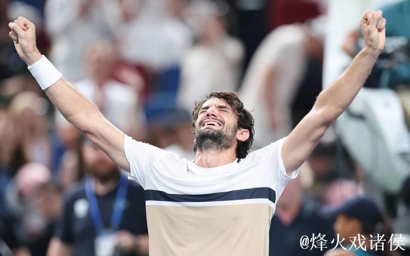 瓦舍罗2-1击败林德克内希 首夺上海大师赛冠军