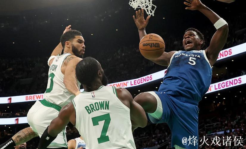 绿军四连胜大胜雄鹿终结其三连败 状元榜眼对决命中率低至19中4